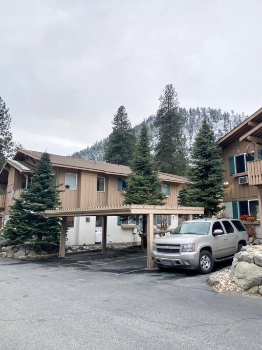 Walk To Downtown Leavenworth * Sleeps 6 + Pets * Ground Level Gem! 아파트 외부 사진
